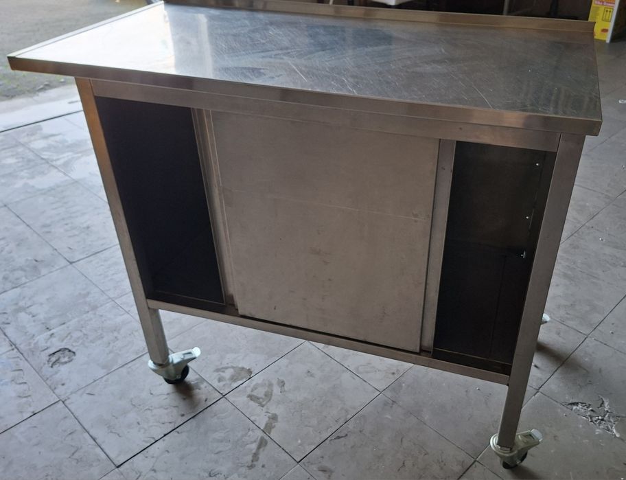 Bancada Inox com rodas