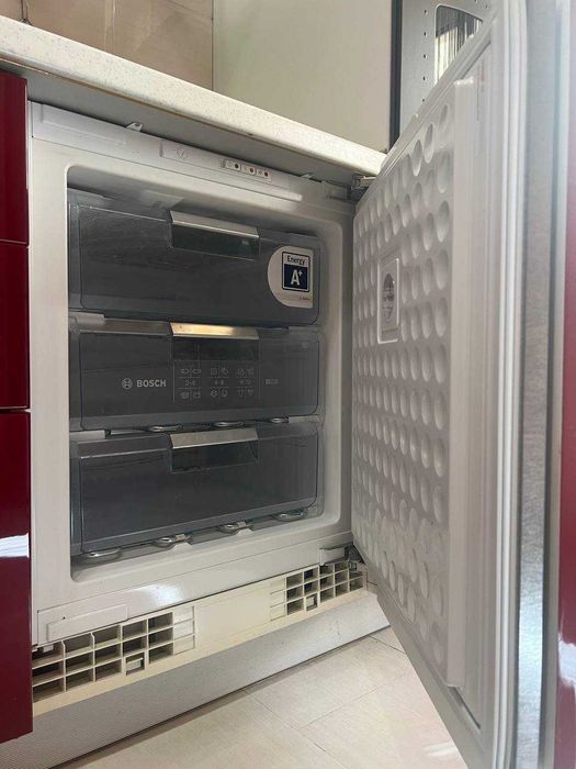 Продам 2 к кв с ремонтом мебель и техника Салтовка 520 м/р 56 кв м улучшеная планировка метро 7 мин пешком Гв-Широнинцев 49 Г
