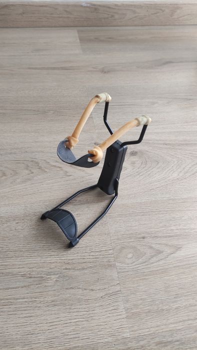 Fisga com apoio de braço