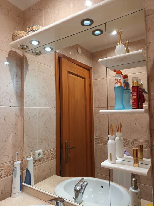 Armário Casa Banho e Espelho