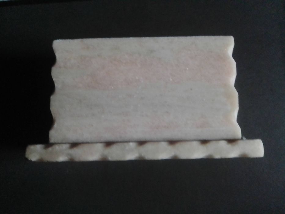 Caixa em pedra mármore rosa.12x12x7cm.