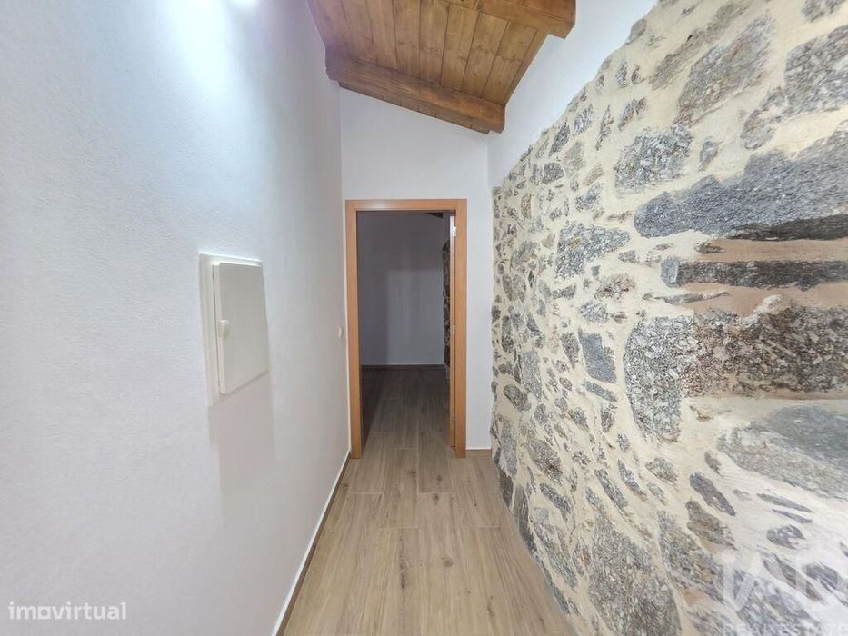 Casa de Campo T3 em Candemil e Gondar de 88 m2