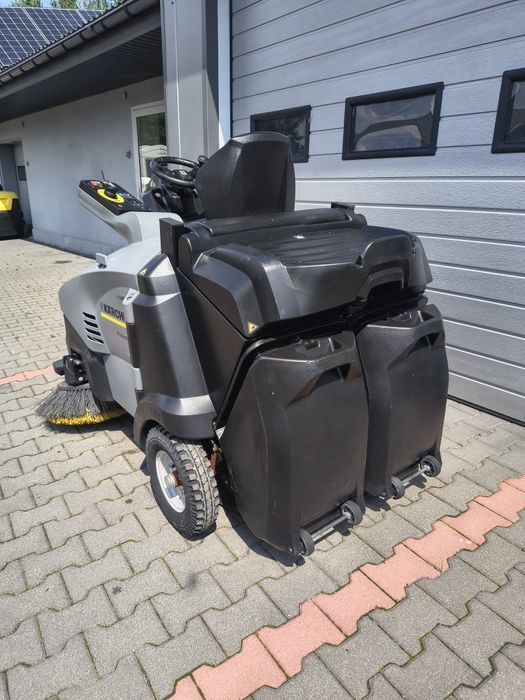 Zamiatarka Karcher KM 105/100 RG