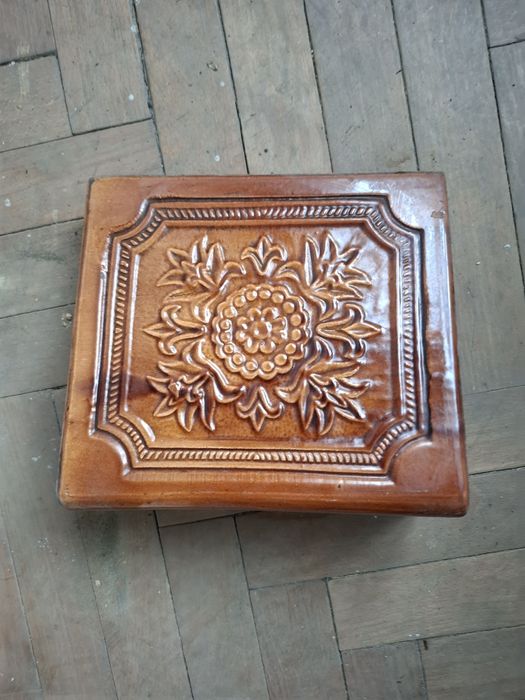 Ładne kafle z rozbiórki pieca