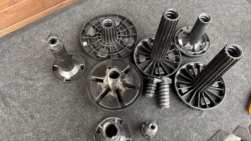 Кріплення запасного колеса Mercedes w204,w205,w211,w212,w164,w166