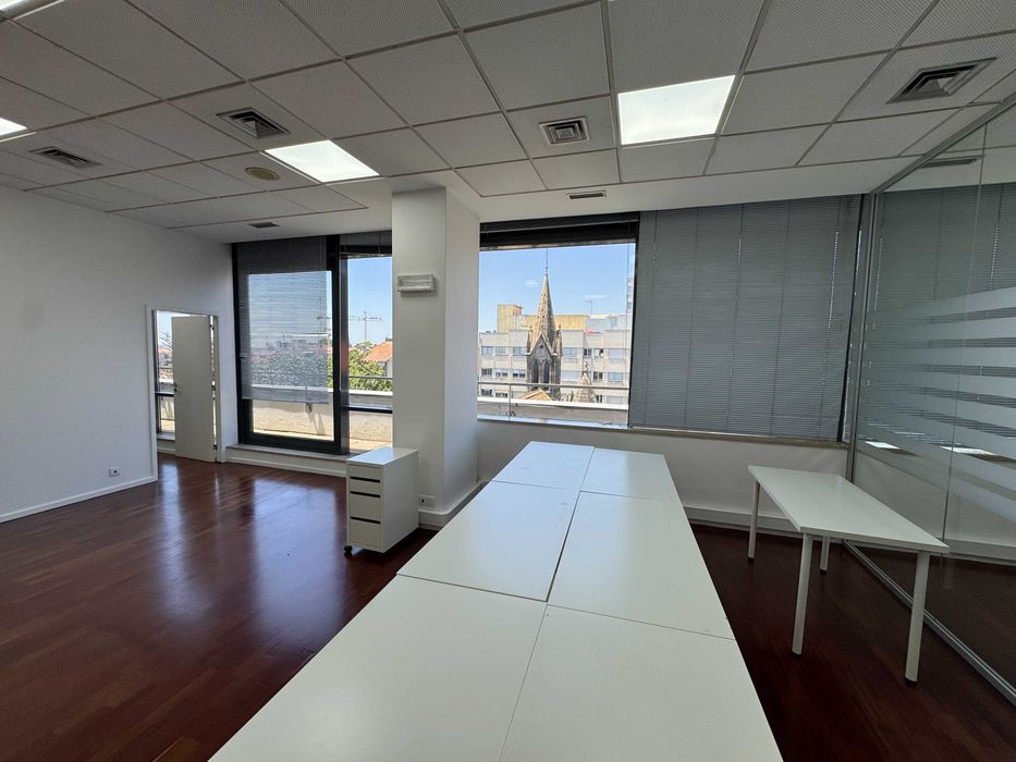 12 doze mesas de 120x60cm e 5 cinco gavetas (IKEA LAGKAPTEN, ALEX, ADILS) - 67% mais barato que novo !