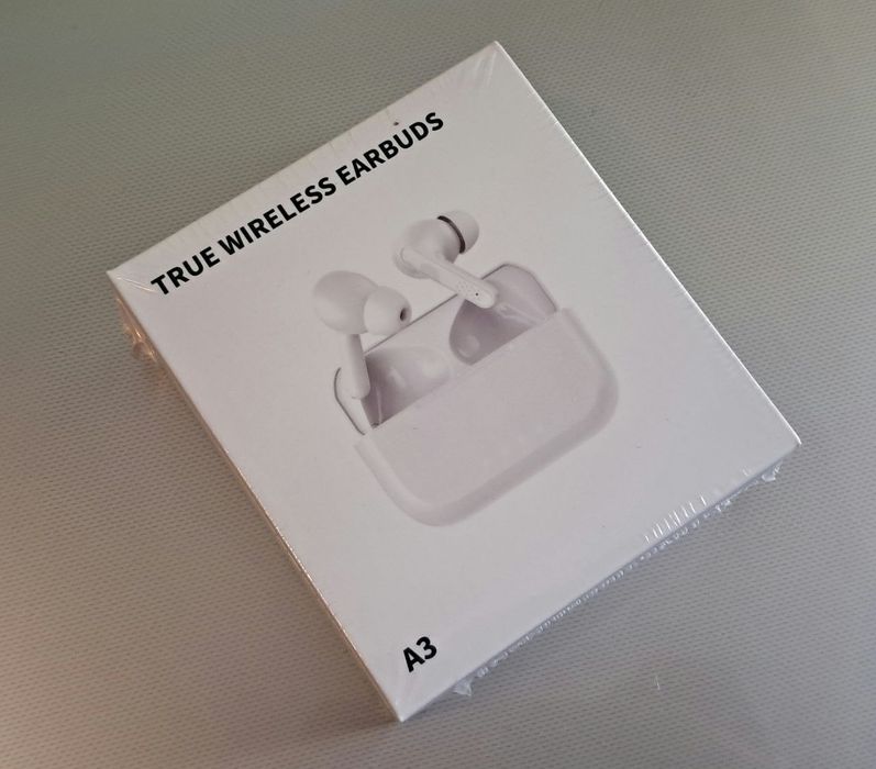 Наушники True Wireless Earbuds новые в упаковке