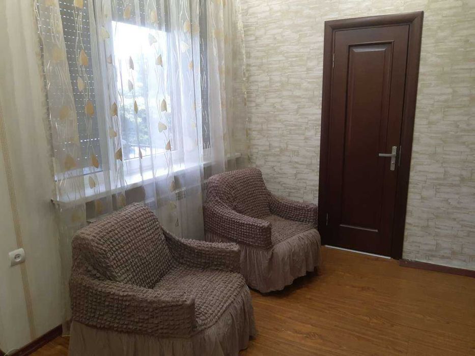 Окремий будинок в центрі(200м-пішохідна зона)з усіма зручностями