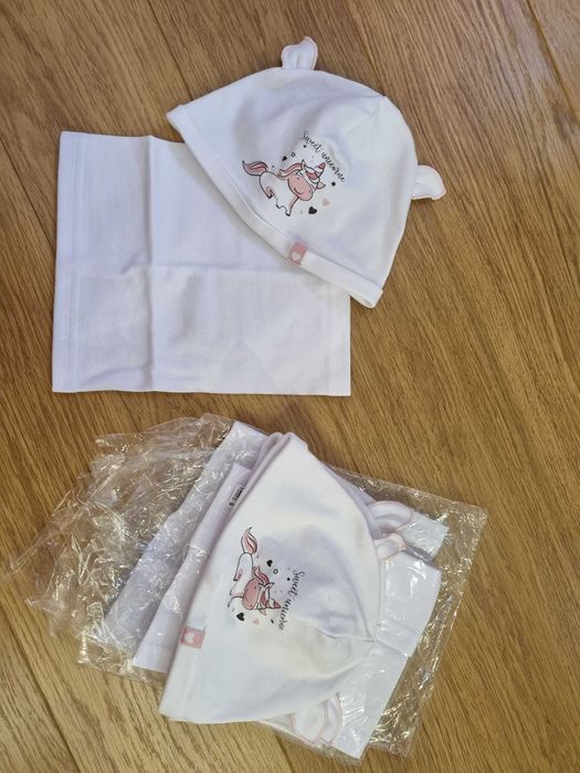 Czapki wiosenne/jesienne + kominy dla bliźniaczek r. 48/50