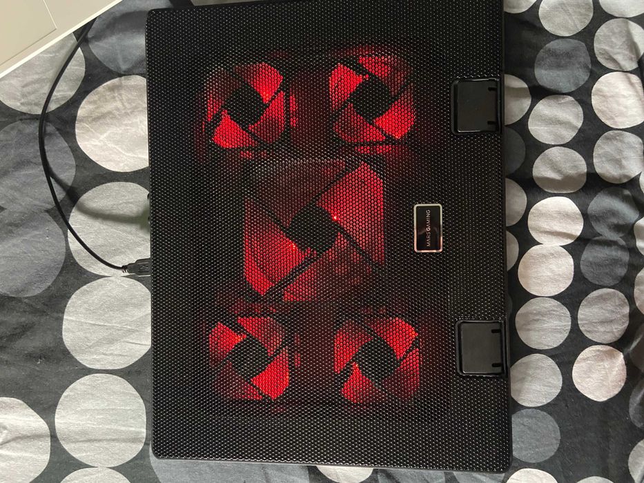 Portátil Gaming HP Victus 16 – Ryzen 7 / RTX 3060 + Base Gamer