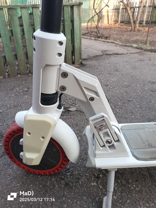 Електросамокат. lenovo m2 pro. kugoo m2 pro