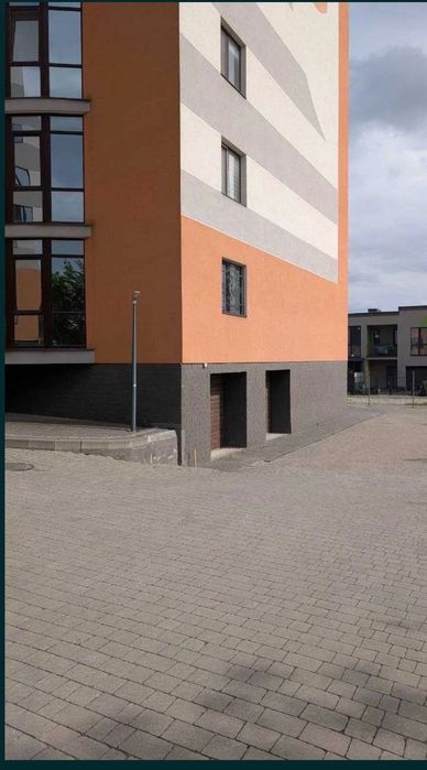 Оренда Гараж у ЖК Містечко Соборне 20 м.кв