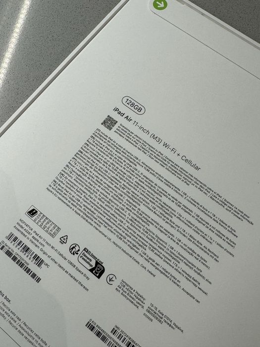 IPAD Air M3 NOVO SELADO - Modelo cinzento 11'' - 128gb wifi+celular