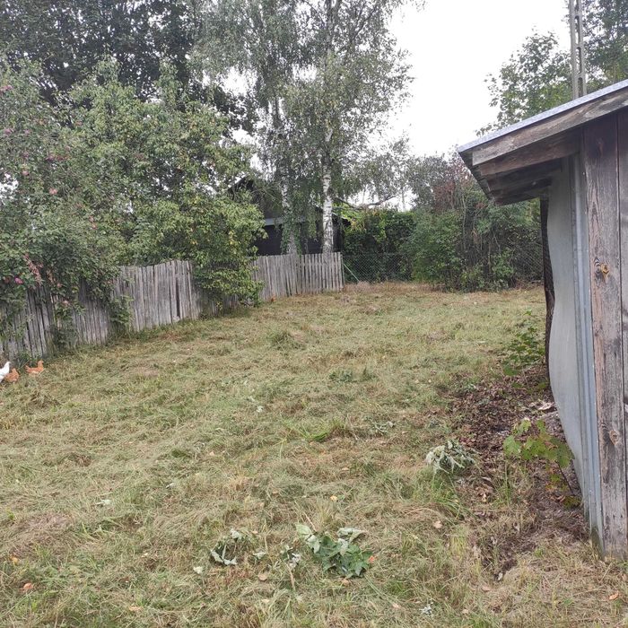 Działka z budynkiem pod zamieszkanie