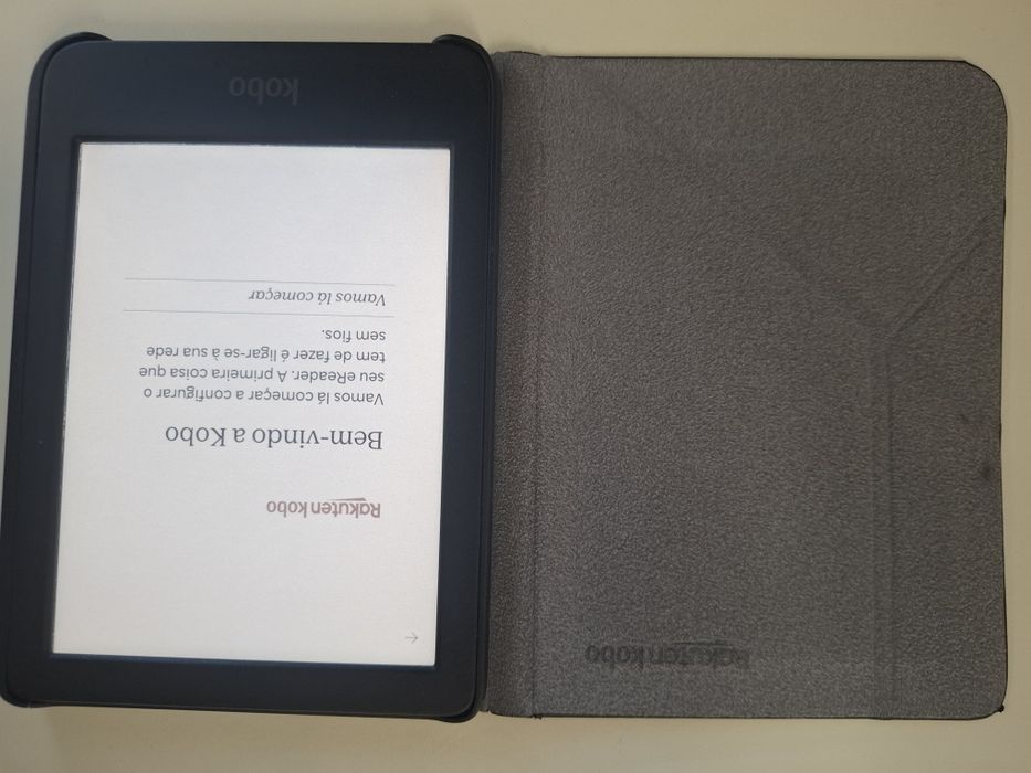 Rakuten Kobo Kindle E-book Ereader Clara  Colour Preto