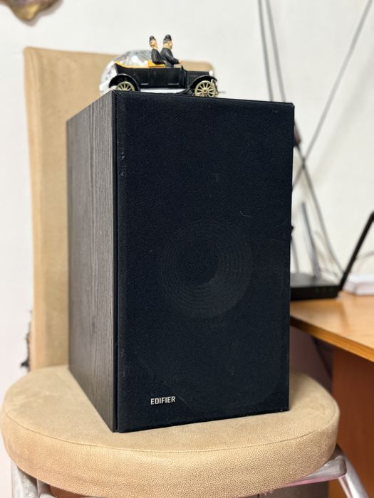 Колонки Edifier R2600