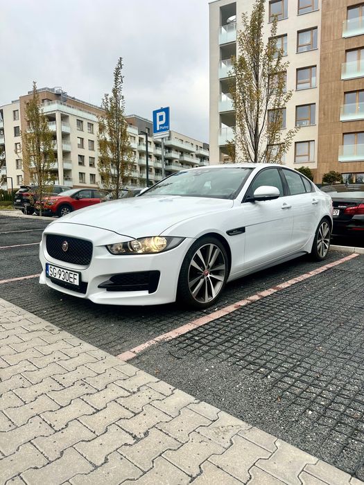 Jaguar XE