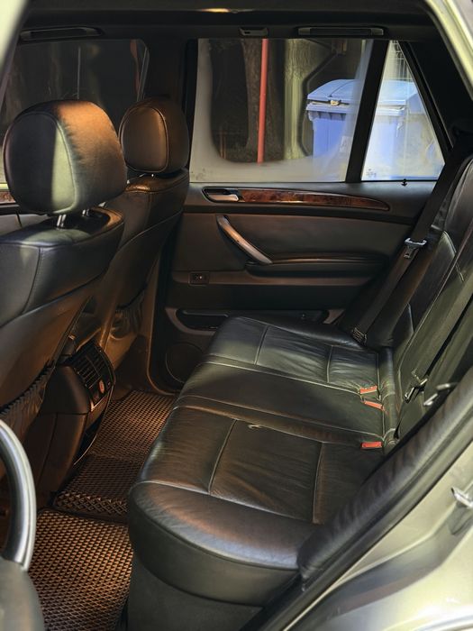 BMW X5e53 рестайлінг