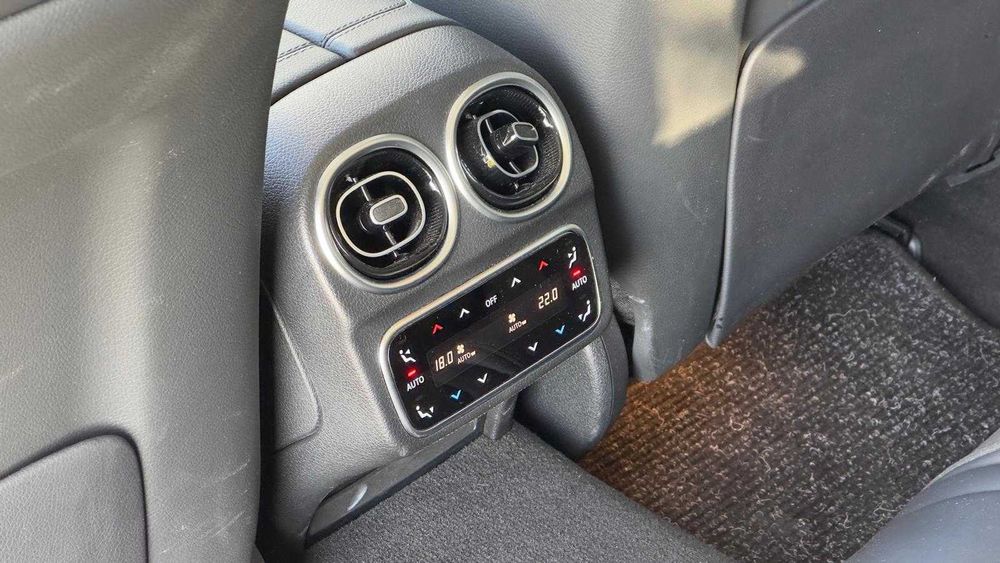 Mercedes C300de AMG -  Full Extras - Iva Dedutível — photo 3