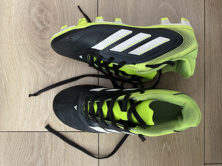 Korki Adidas r. 34 dziecięce