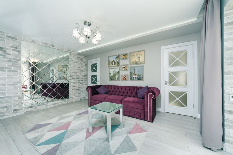 Посуточно,Свет Есть.Бульвар Леси Украинки 10 Гулливер