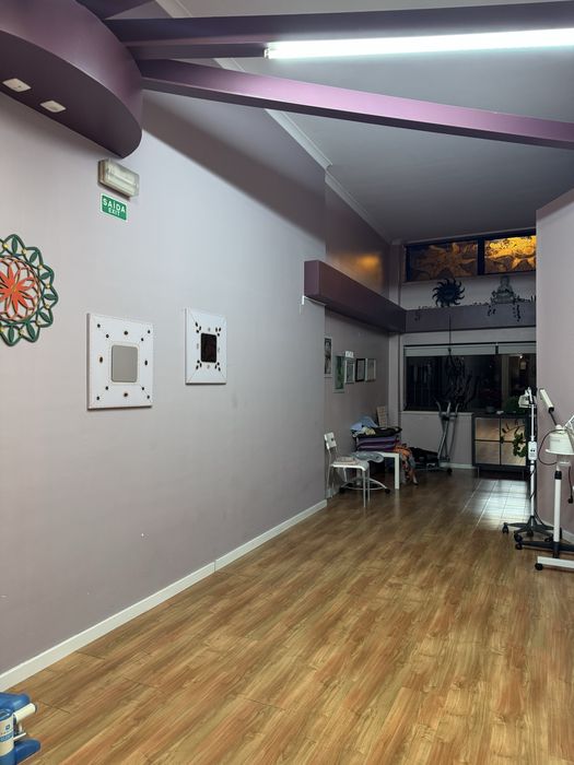 Alugo Espaço para Manicure/Unhas