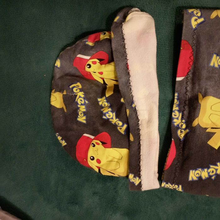Czapki i kominy. Sonic i Pikachu chłopięce 3-4 lata