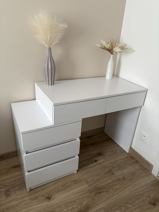 Biurko/ toaletka / komoda