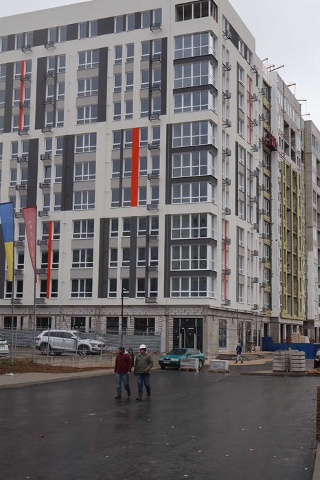 Простора двокімнатна квартира ЖК Незалежність здана вибір поверхів