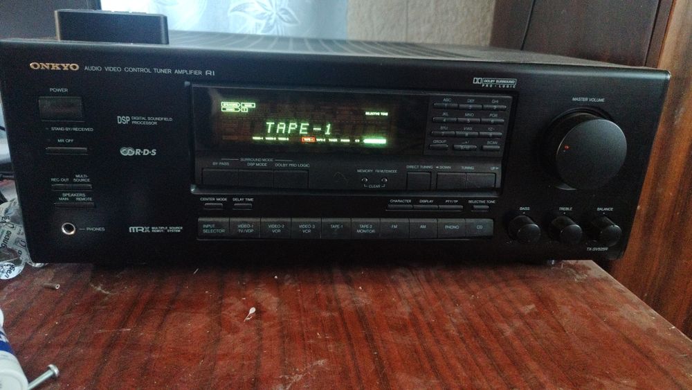 Продам ресивер Onkyo TX-SV 525R