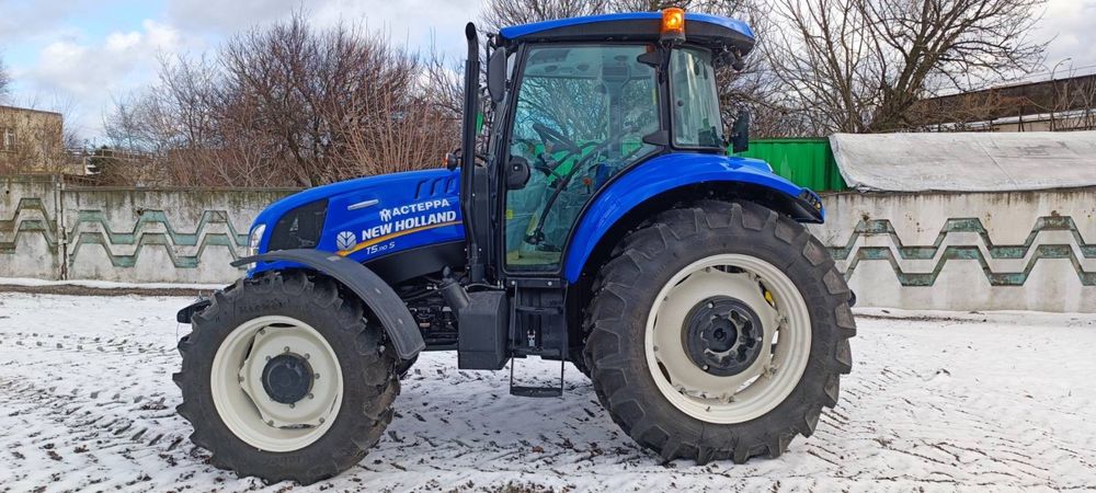 Трактор Нью Холанд T5 110 s