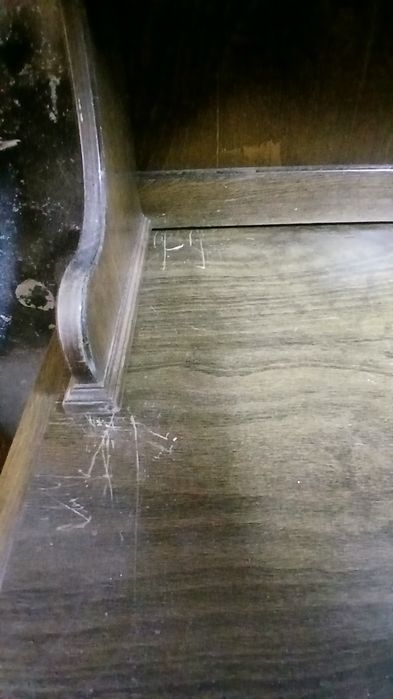 Kredens 2 częściowy