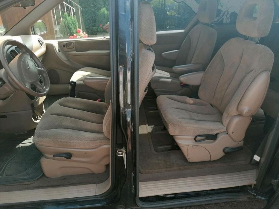 Chrysler voyager  2 ,4 Benzyna