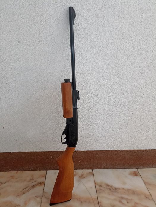 Vendo carabina de pressão gamo
