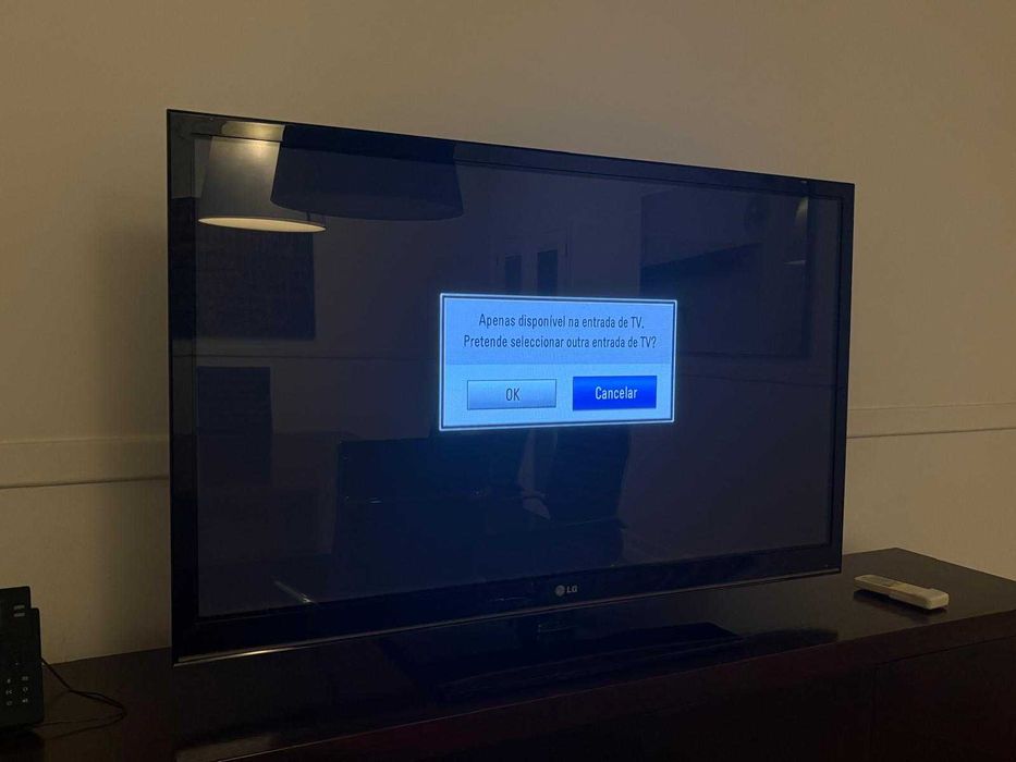 Televisão LG plasma modelo 50PV350 - 50 polegadas