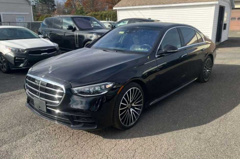 Передний и задний бампер Mercedes-Benz W223 рестайлинг / оригинал