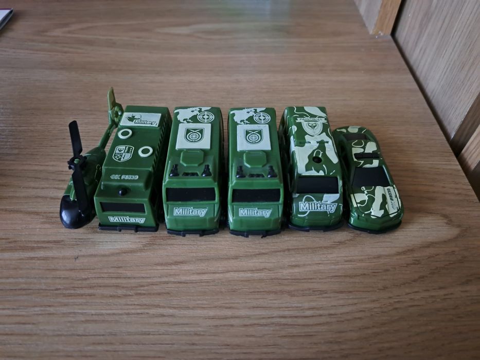 Машинки набори синій трактор