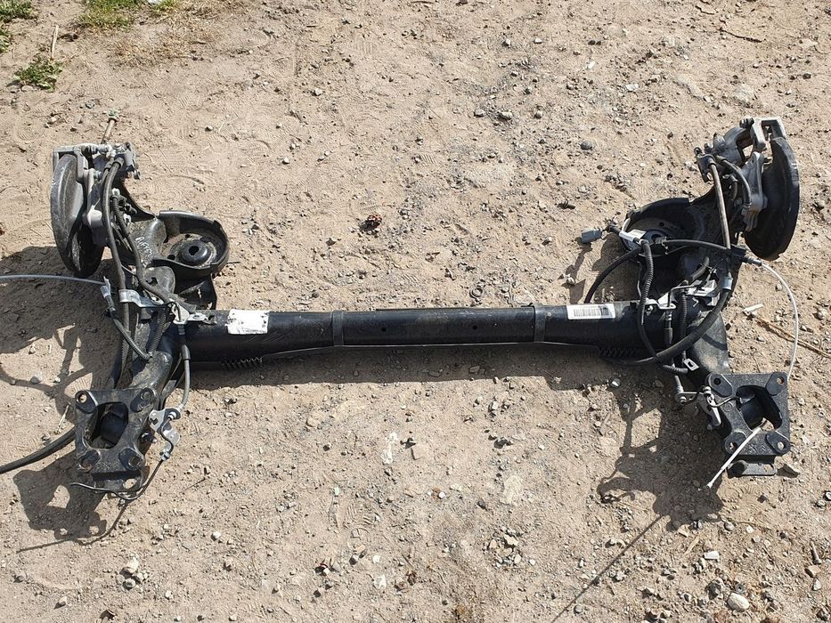 BELKA OŚ TYŁ TYLNA KOMPLETNA ZAWIESZENIE CITROEN BERLINGO PARTNER RIFTER IV