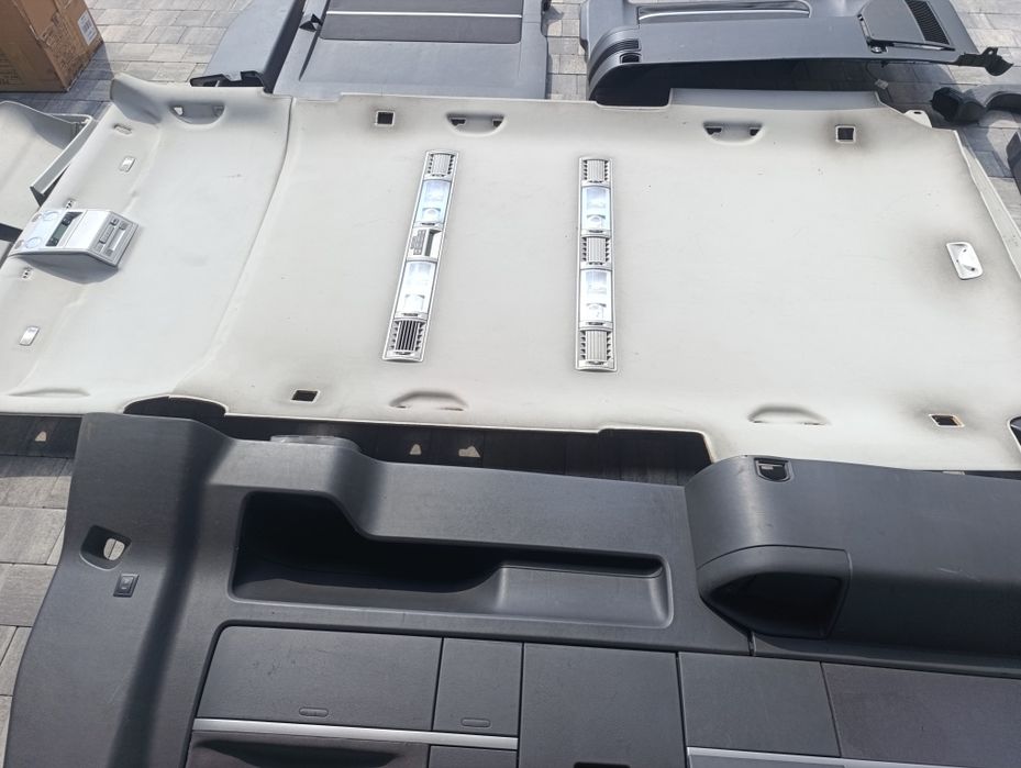 Wnętrze tapicerki multivan VW t5 t5