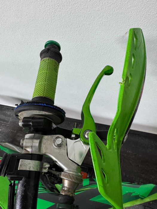 Kawasaki 125 05 moto cross
