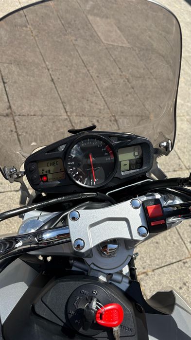 Suzuki GSR 600 - 2006 20 000KM