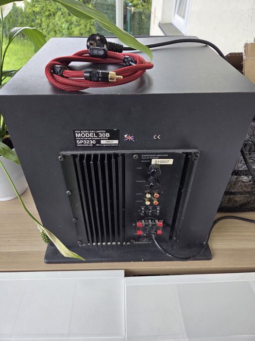 Subwoofer kef 30b