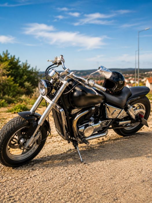 Suzuki   VZ   800