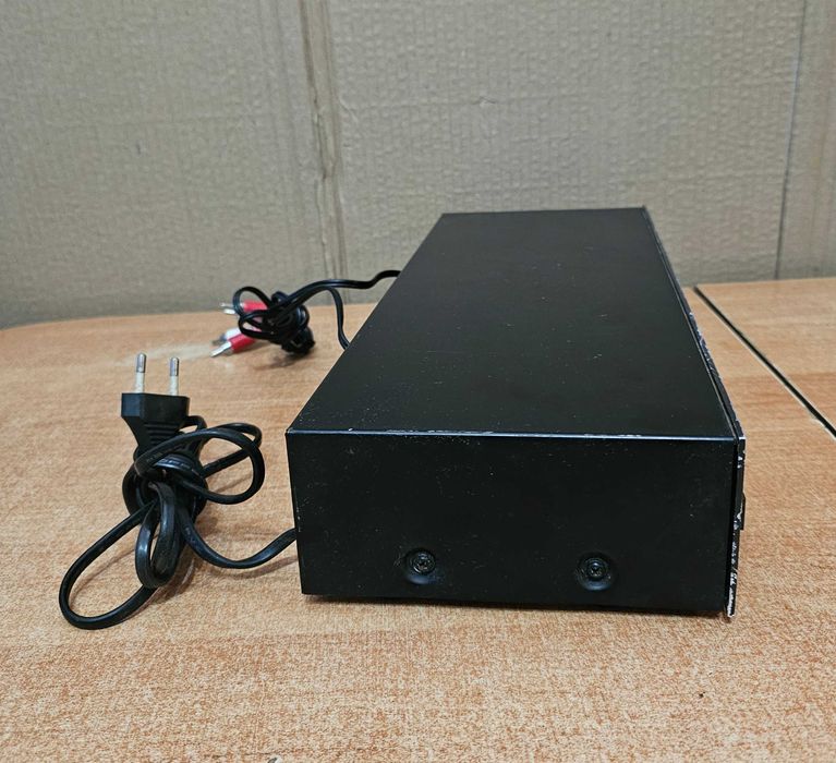 Korektor graficzny UNIVERSUM EQ3930B