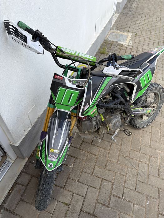 Vendo pit bike 190