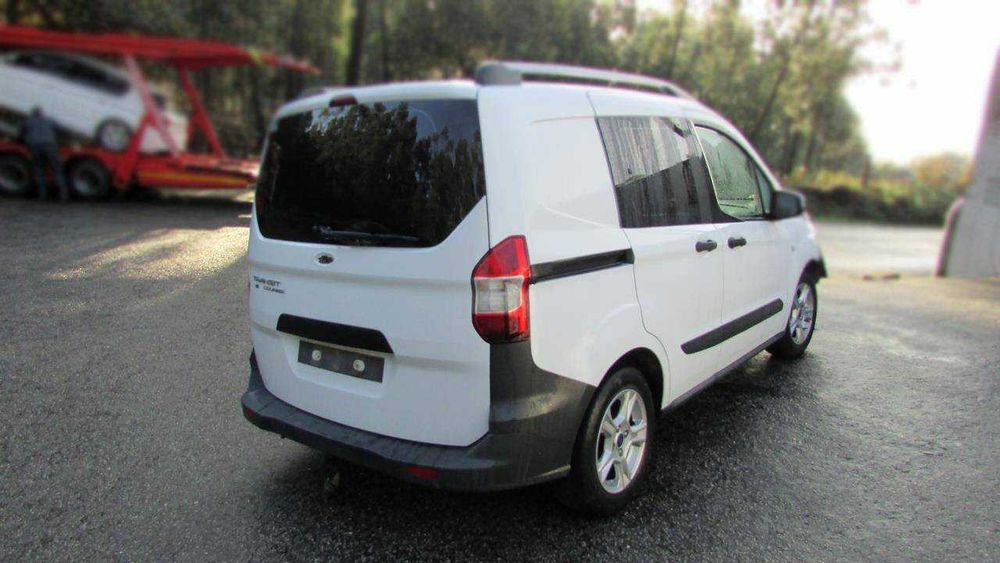Ford Tansit Courier 1.5TDCi de 2016 - Peças Usadas