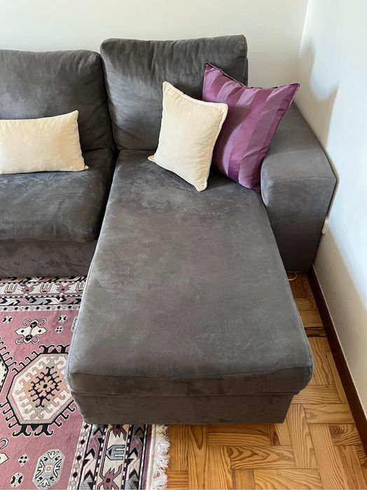 Sofa com chaise longue