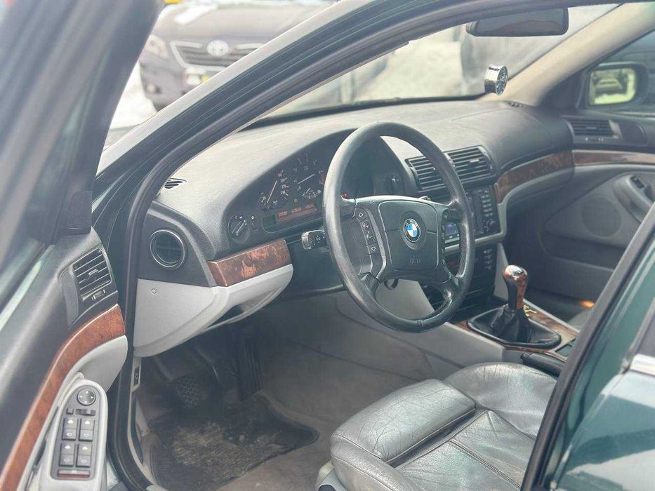 BMW 5 Series E39 | 2000 рік | 2.5 бензин (M50B25