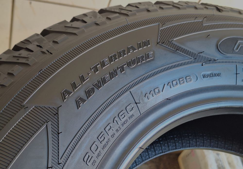 4x 205R16C Goodyear Wrangler AT ADV 110/108S 2 lata gwar.
