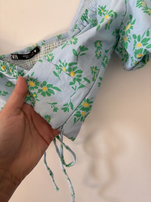 crop top w kwiaty zara s